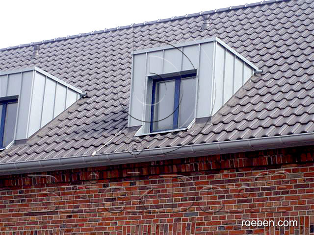 Керамическая черепица рядовая Roben Flandern темно-коричневый ангоб