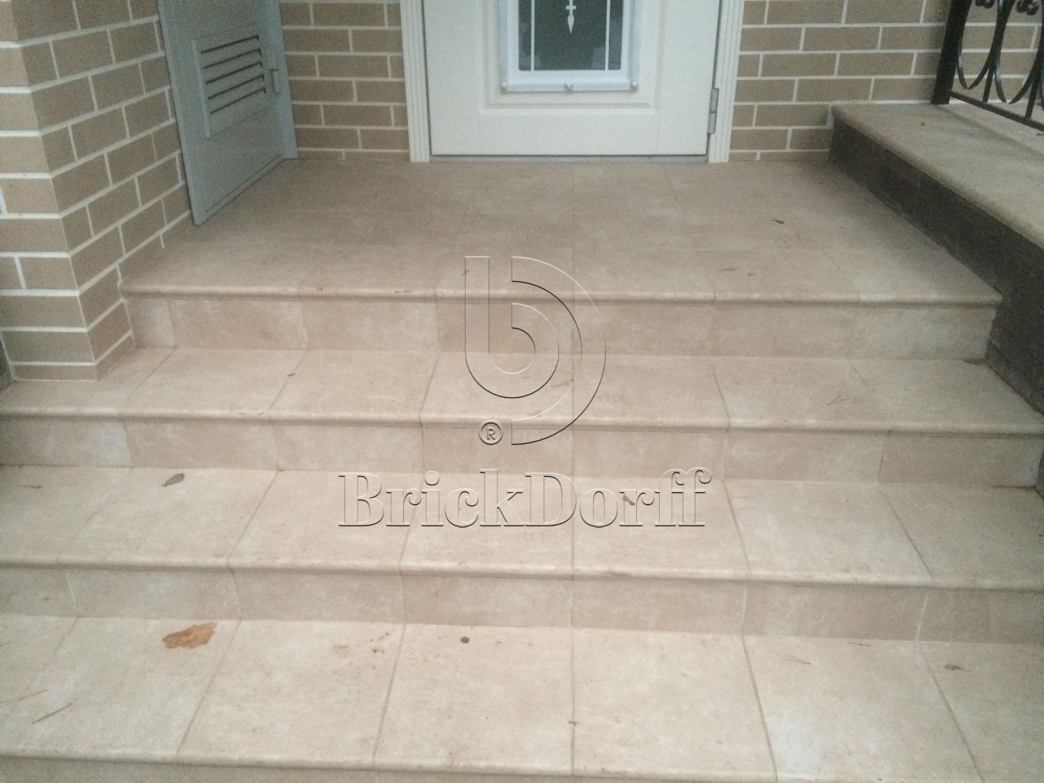 Клинкерная ступень Флорентинер противоскользящая плитка ATRIUM WK31160 Hellbeige 310*320*9,5 мм Westerwalder Klinker