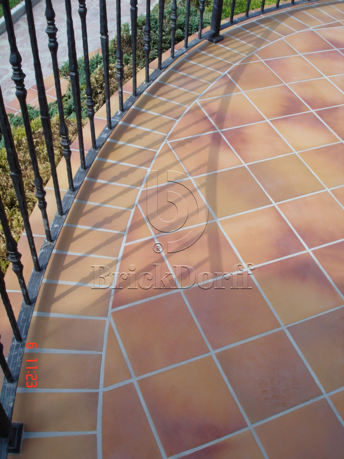 Плитка напольная противоскользящая Клинкерная Stroeher KERAPLATTE TERRA 307 wheat 240*240*12 мм