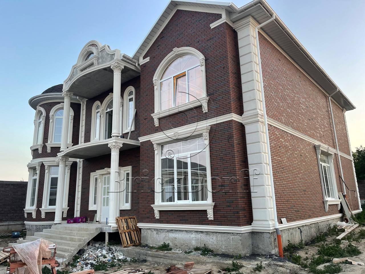 Клинкерная фасадная плитка под кирпич ригельная Langformat ABC Teuto Rot-bunt Kohlebrand Schieferstruktur 365*52*10 мм