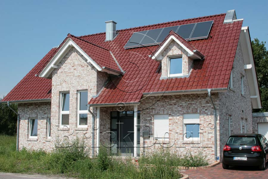 Керамическая черепица рядовая Roben FLANDERNplus кайенский глянцевый ангоб