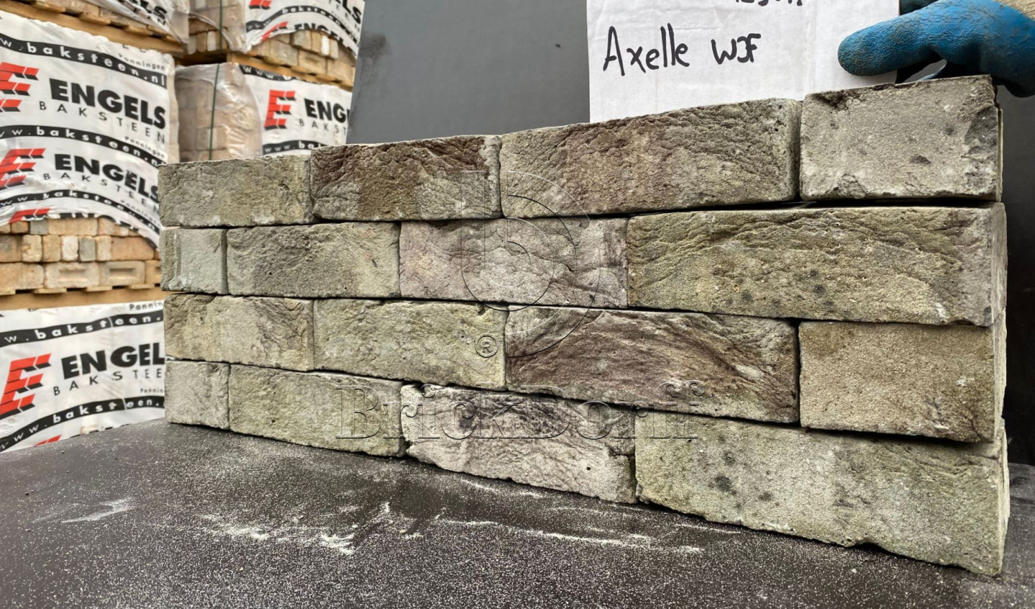 AXELLE (BARNSTEEN)  WF 209х101х50 мм, Кирпич ручной формовки Engels baksteen