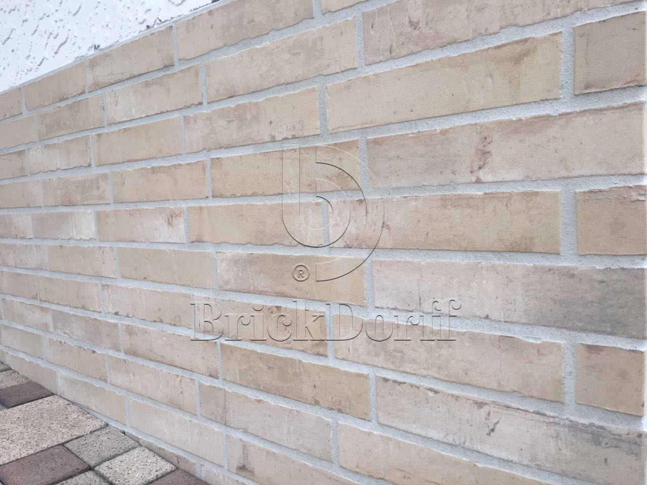 Клинкерная фасадная плитка облицовочная под кирпич Stroeher (Штроер) Kontur EG 470 beige engobiert рельефная, 440*52*12 мм