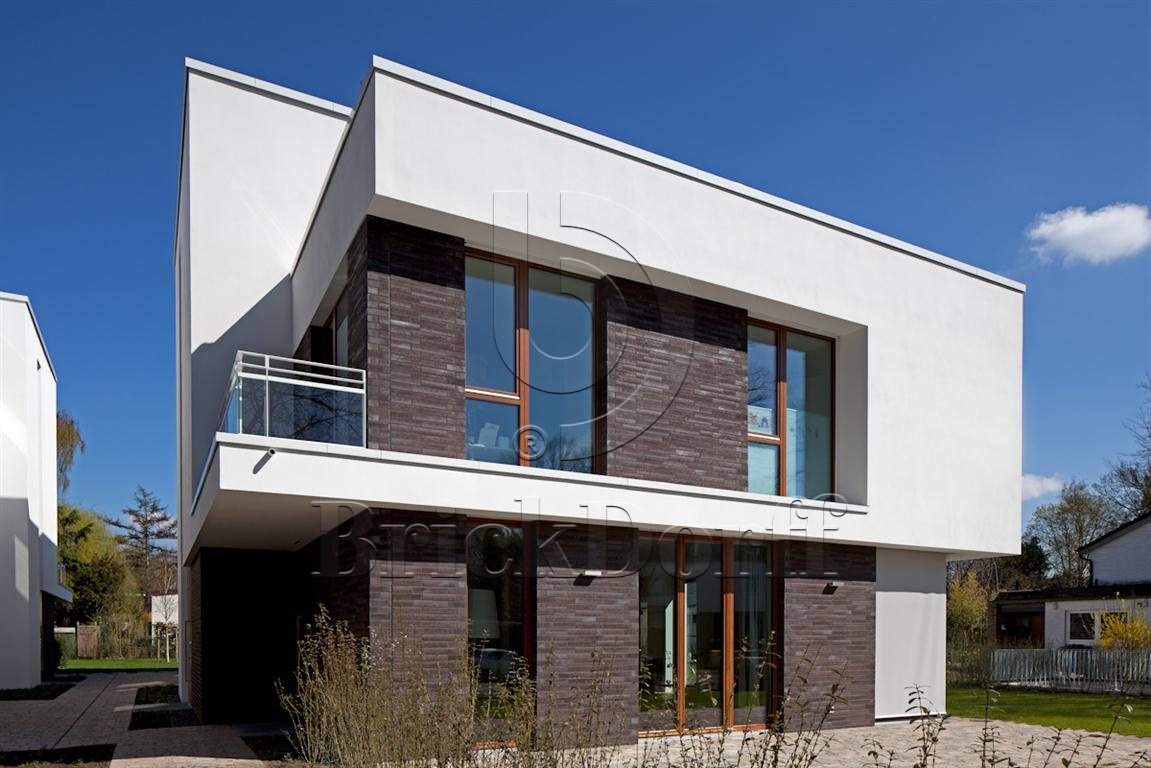 Клинкерная фасадная плитка облицовочная под кирпич под кирпич Stroeher (Штроер) Zeitlos 359 kohlenglanz рельефная, 400*35*14 мм