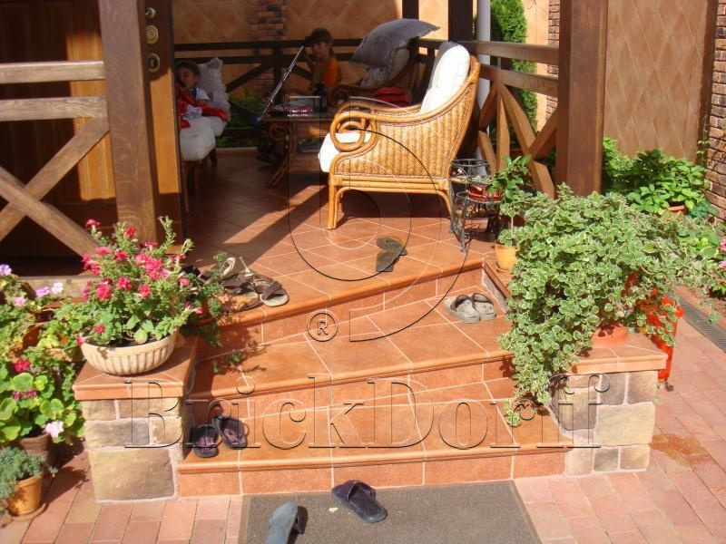 Клинкерная Плитка напольная противоскользящая Stroeher KERAPLATTE ROCCIA 839 ferro 294*294*10 мм