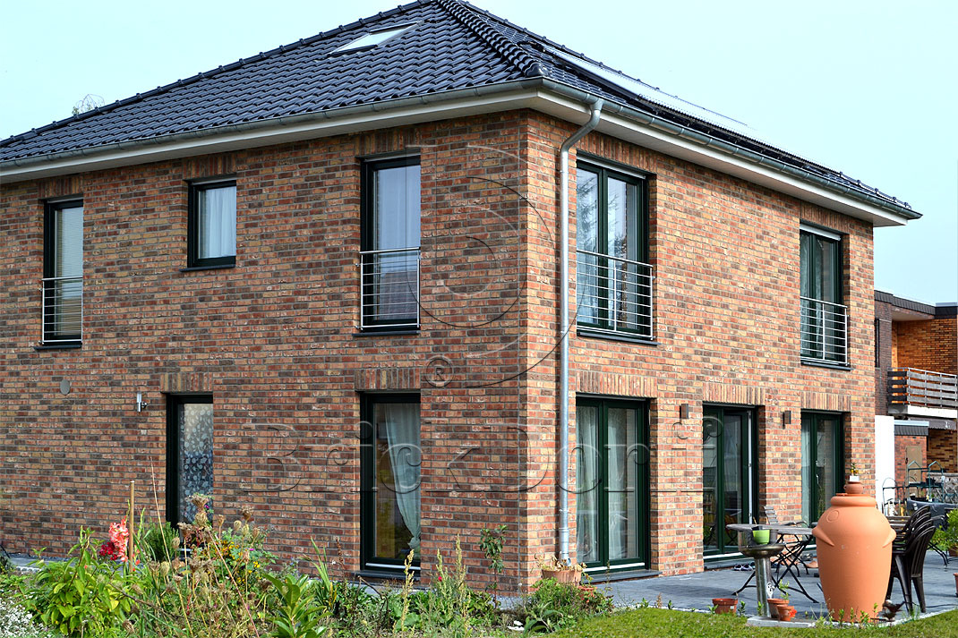 Керамическая черепица рядовая Roben MONZAplus черно-коричневый глазурь