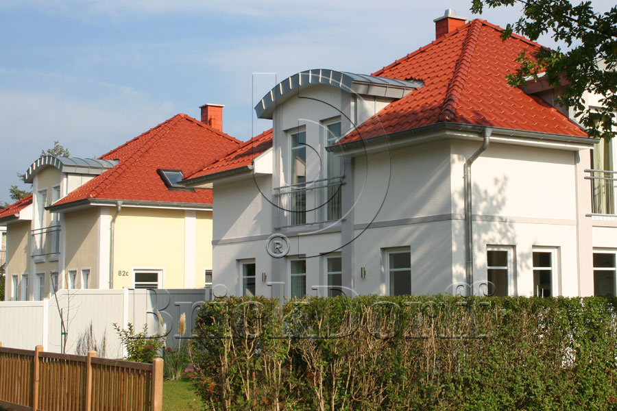 Керамическая черепица рядовая Roben MONZAplus медный красно-коричневый ангоб