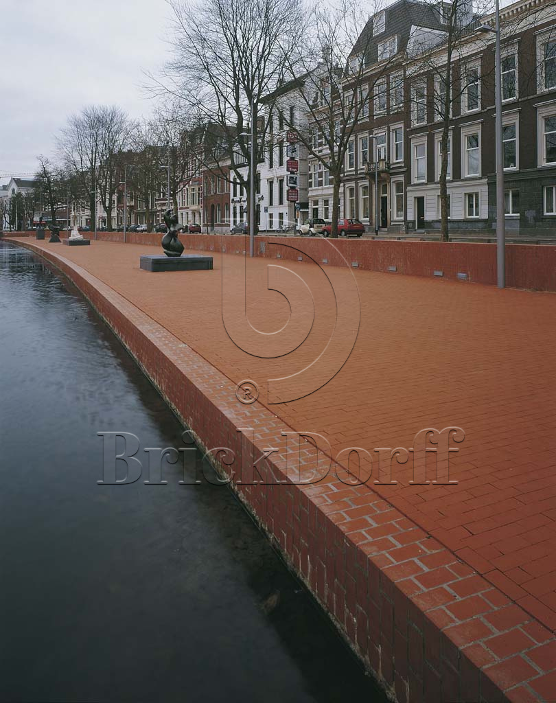 Тротуарная плитка / брусчатка Клинкерная красная LHL klinker  KAHARI 200*100*52 мм