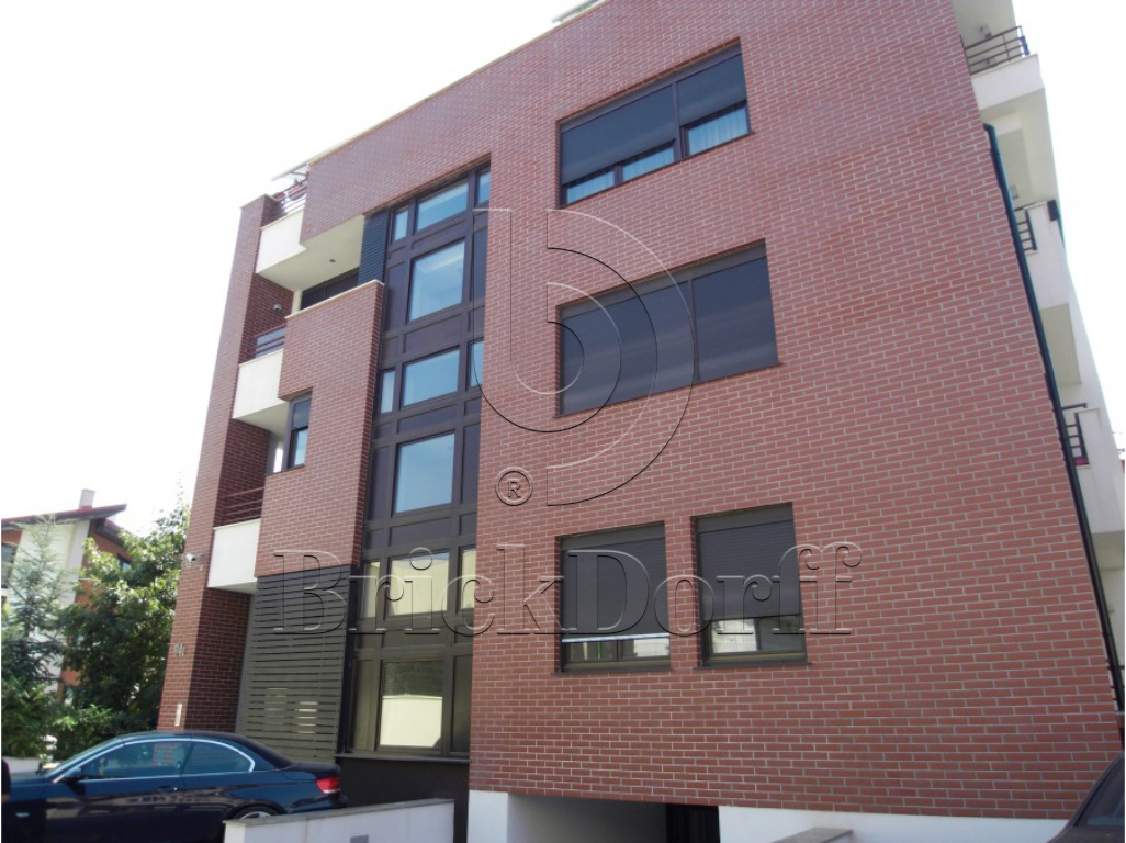 Клинкерная фасадная плитка облицовочная под кирпич Stroeher (Штроер) Keravette Chromatic 215 patrizienrot гладкая DF8, 240*52*8 мм