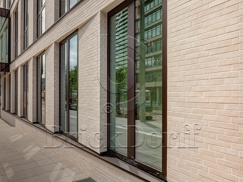 Клинкерная фасадная плитка облицовочная под кирпич Stroeher (Штроер) Glanzstueck Glanzstueck № 3 рельефная, 440*52*14 мм