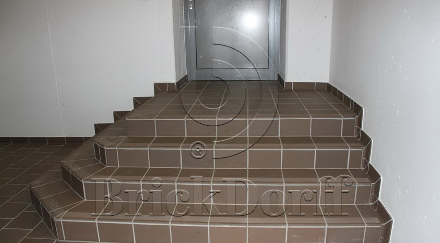 Клинкерная напольная плитка ABC Objekta Braun 240*240*12 мм