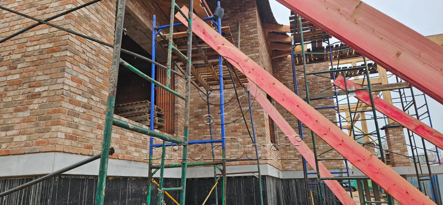 Галтованный итальянский кирпич ручной формовки Antic Line Virginia 215*50*65 мм S.Anselmo