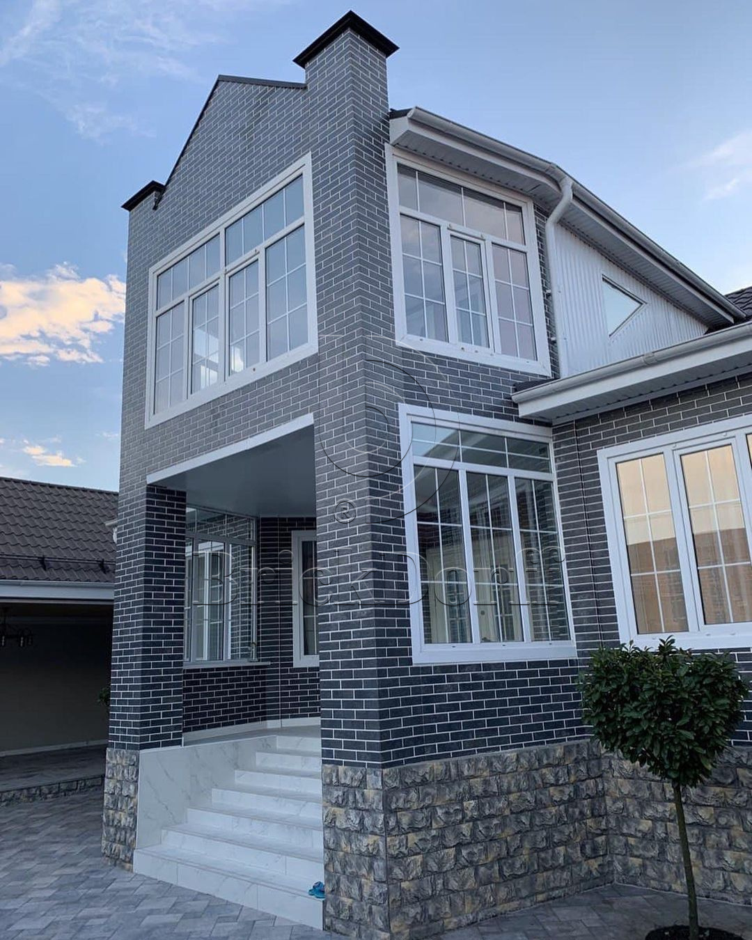 Viano Antracite 245X66х7,4 мм Клинкерная фасадная плитка под кирпич облицовочная, антрацит серый