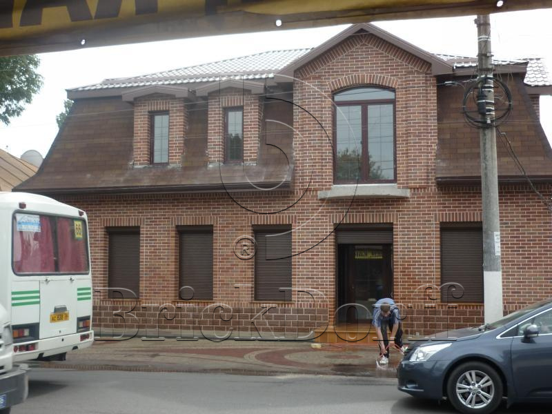 Клинкерная фасадная плитка облицовочная под кирпич Stroeher (Штроер) Keravette Chromatic 316 patrizienrot ofenbunt рельефная DF8, 240*52*8 мм