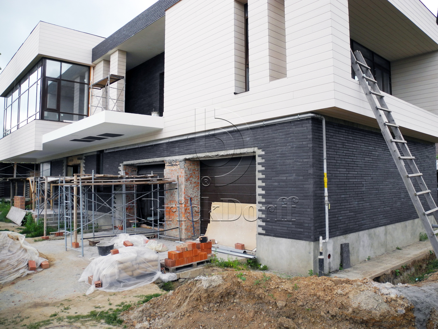 Клинкерная фасадная плитка облицовочная под кирпич Stroeher (Штроер) Glanzstueck Glanzstueck № 1 рельефная, 440*52*14 мм