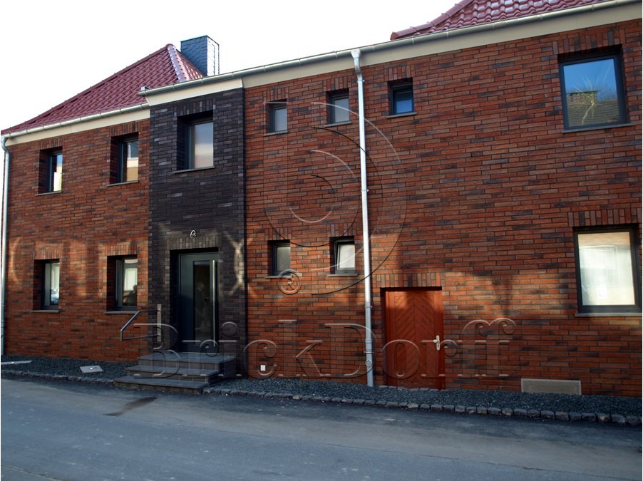 Клинкерная фасадная плитка облицовочная под кирпич Stroeher (Штроер) Zeitlos 353 eisenrost рельефная, 400*35*14 мм