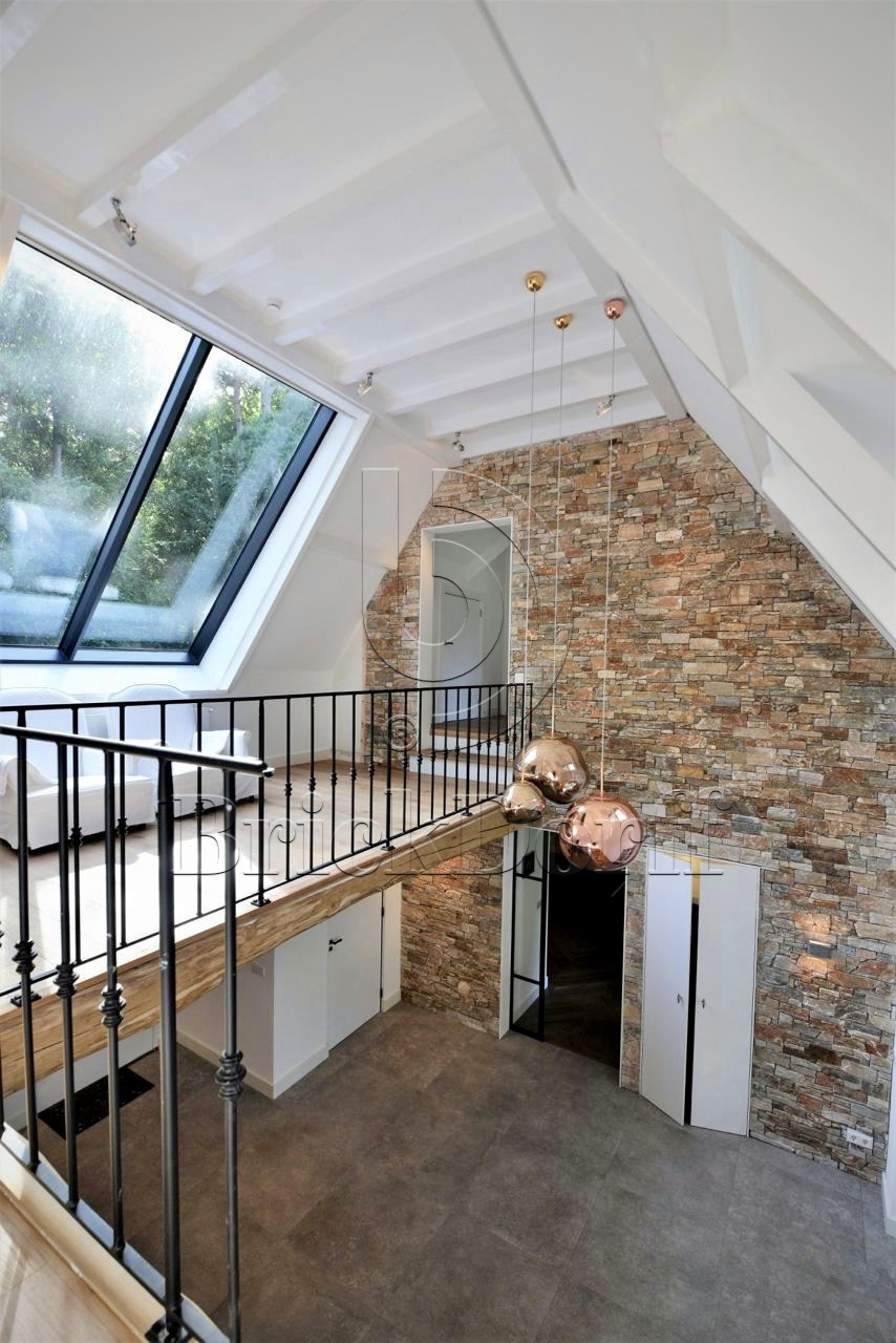 Камень грубый кварцит бежевый 550*200*20\40 мм, натуральный камень для фасада и интерьера BD