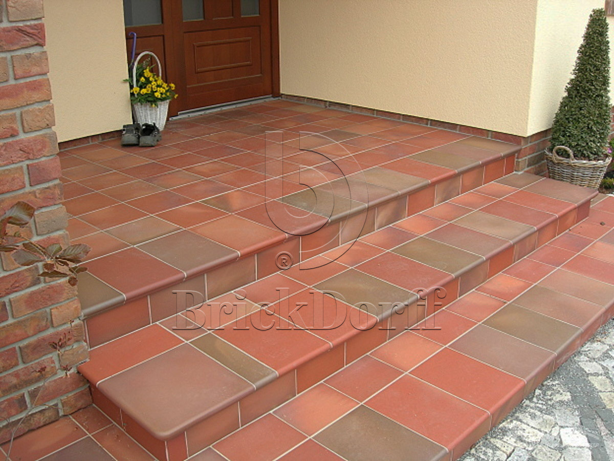 Плитка напольная противоскользящая Клинкерная Stroeher KERAPLATTE TERRA 316 patrician red flashed 240*240*12 мм