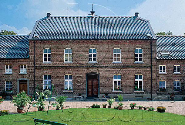 Керамическая черепица рядовая Roben Limburg черный матовая глазурь