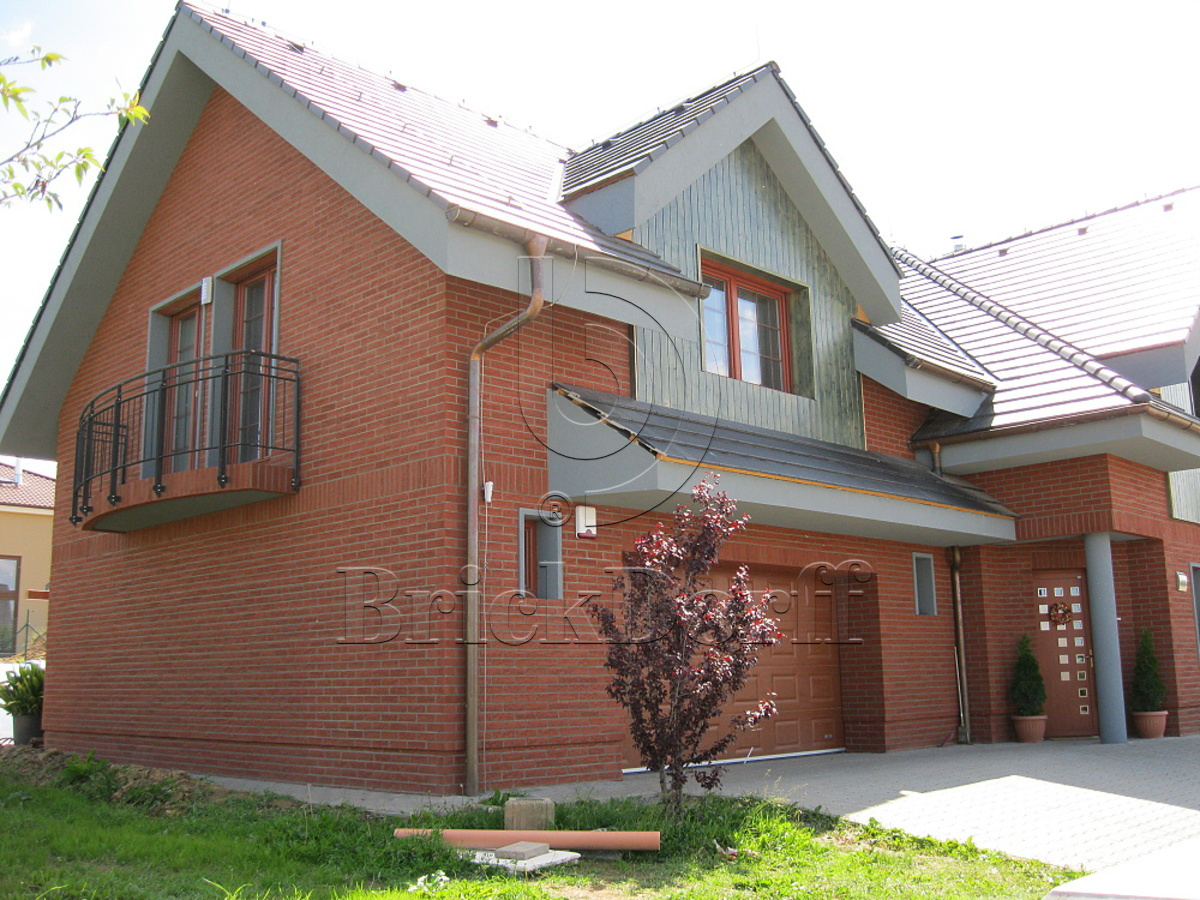 Клинкерная фасадная плитка облицовочная под кирпич Stroeher (Штроер) Zeitlos 356 erdfeuer рельефная NF14, 240*71*14 мм