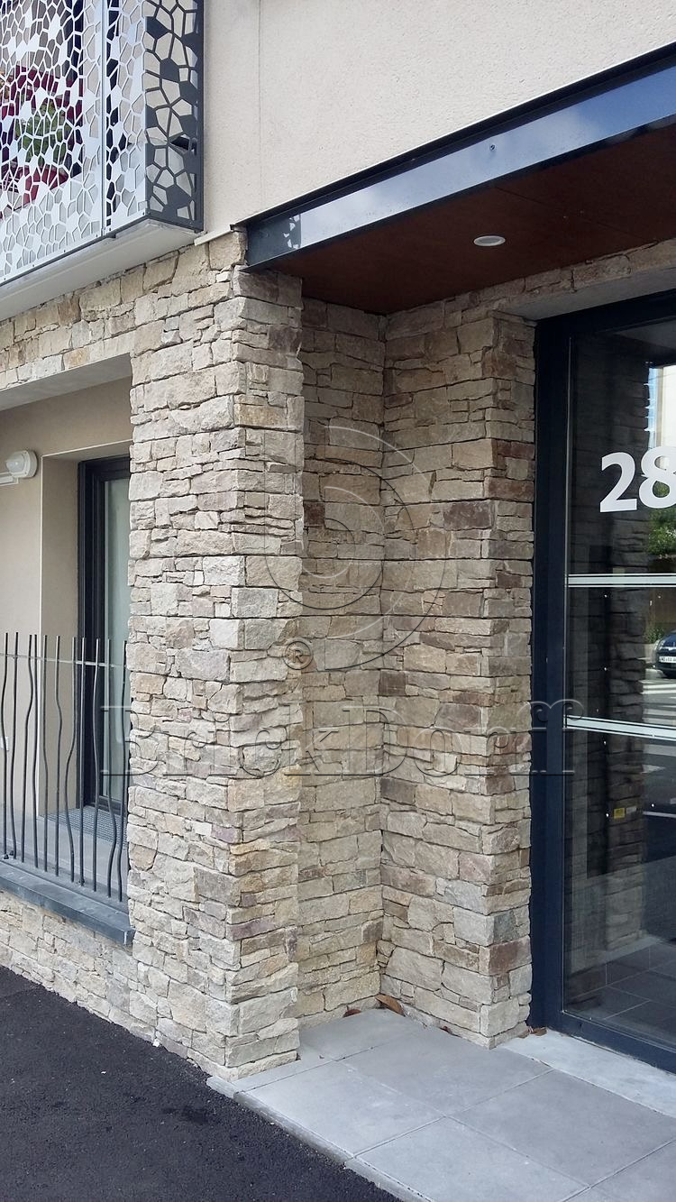 Камень грубый кварцит серо-бежевый 550*200*20\40 мм, натуральный камень для фасада и интерьера BD