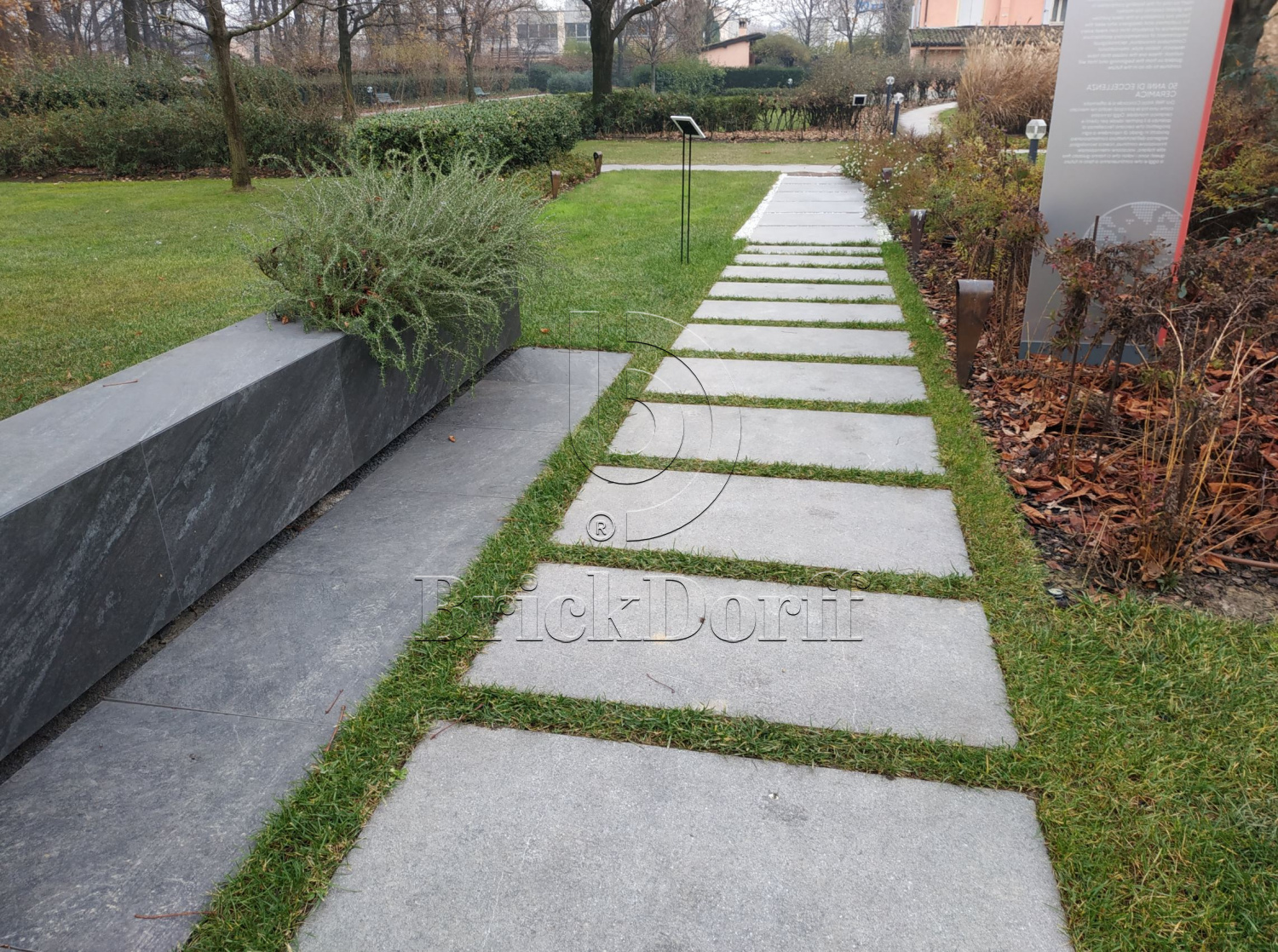 Тротуарная плитка Серая. Cliff Grigio 60 LASTRA 20mm / Клиф Гриджио 60 Ластра 20 мм 600х600х20мм