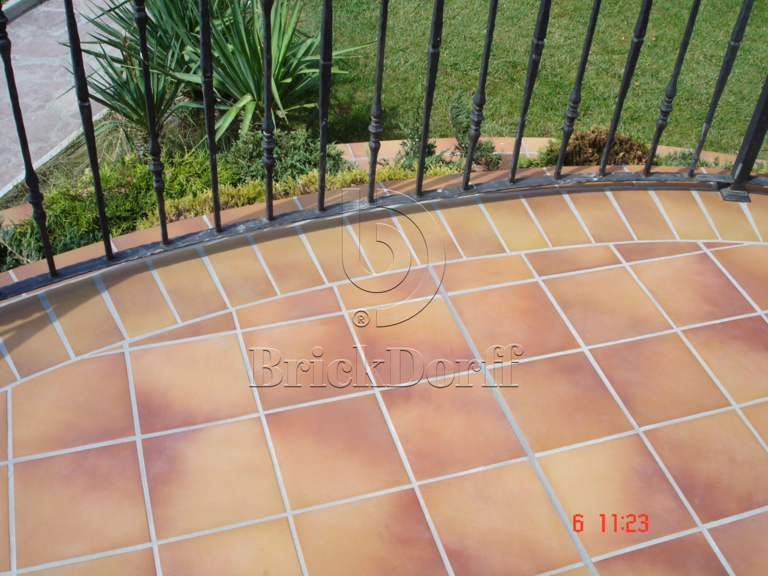 Плитка напольная противоскользящая Клинкерная Stroeher KERAPLATTE TERRA 307 wheat 240*240*12 мм