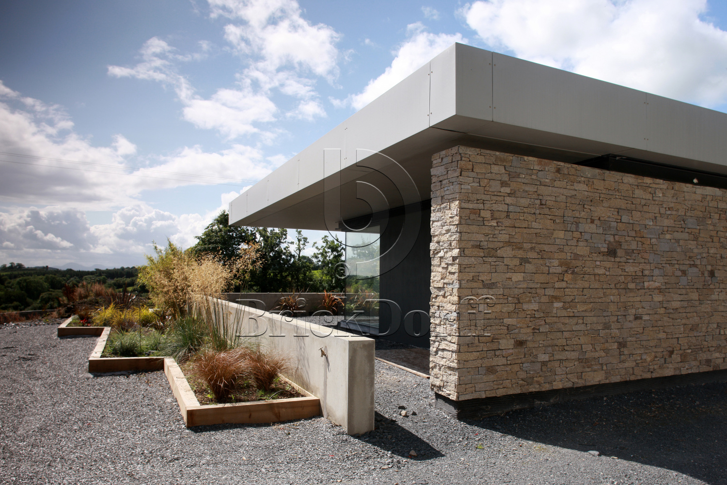 Камень грубый кварцит серо-бежевый 550*200*20\40 мм, натуральный камень для фасада и интерьера BD